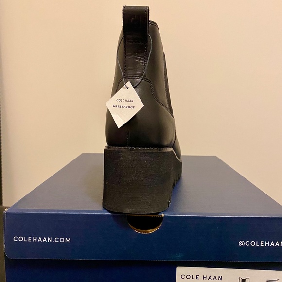 Grand City Wedge Chelsea Boot - Picture 3 of 6